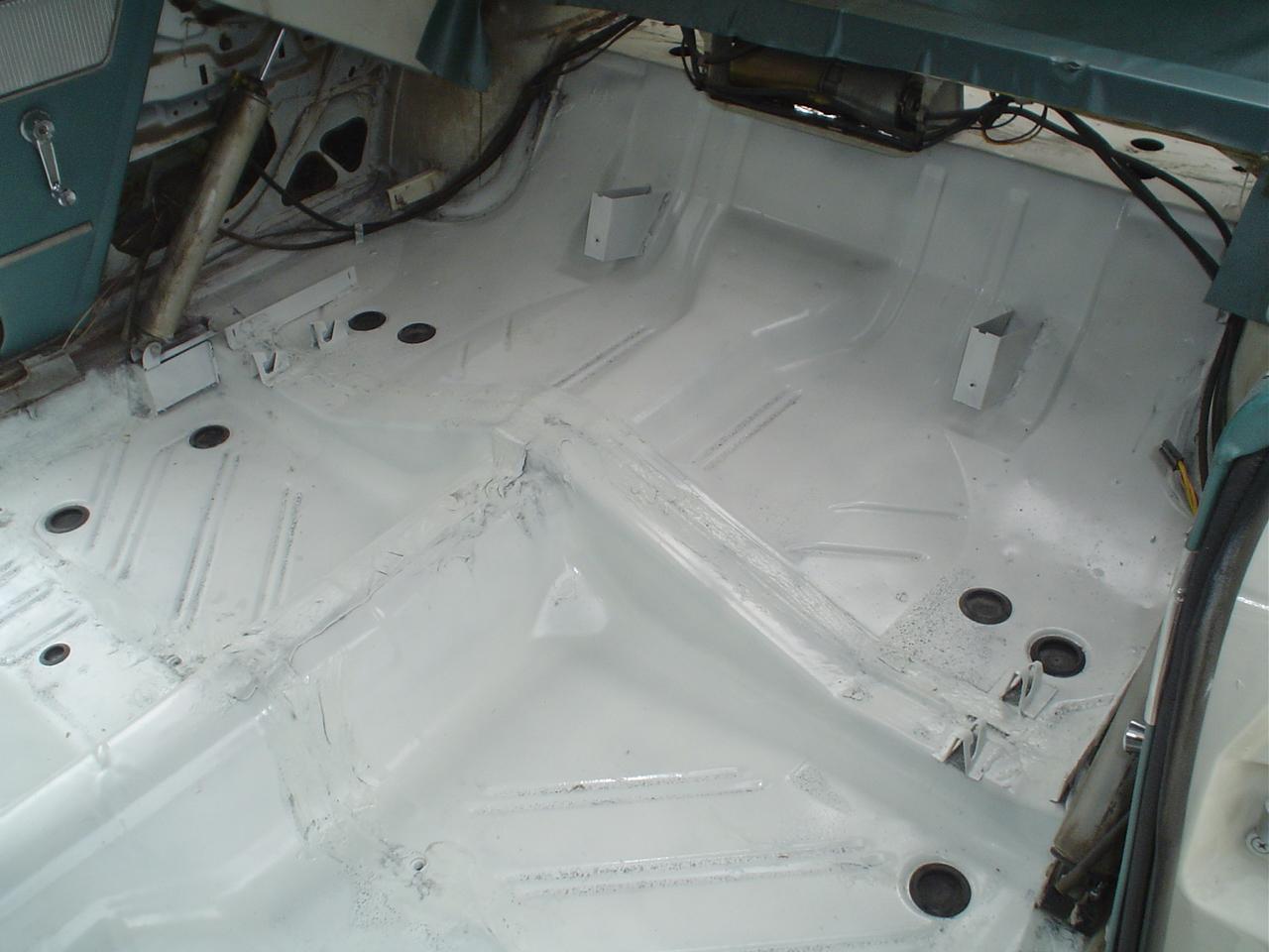 Opposing Cylinders