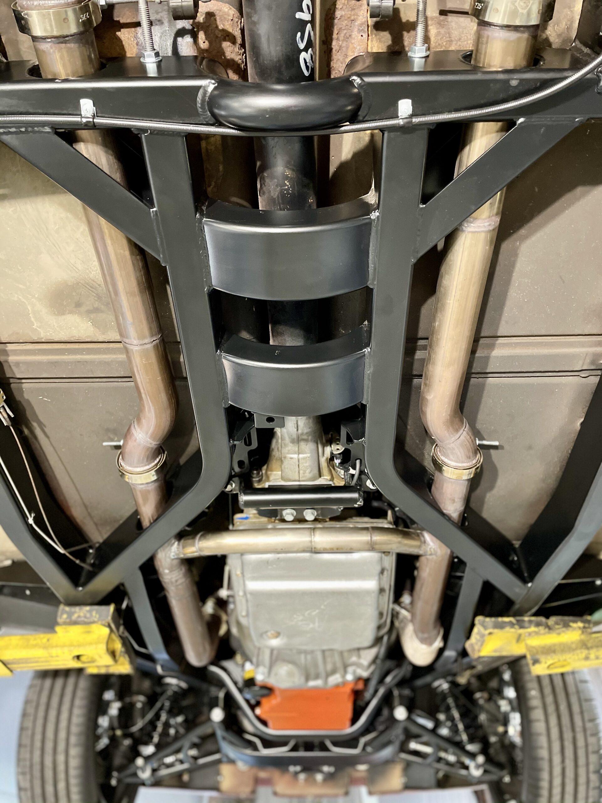 Opposing Cylinders