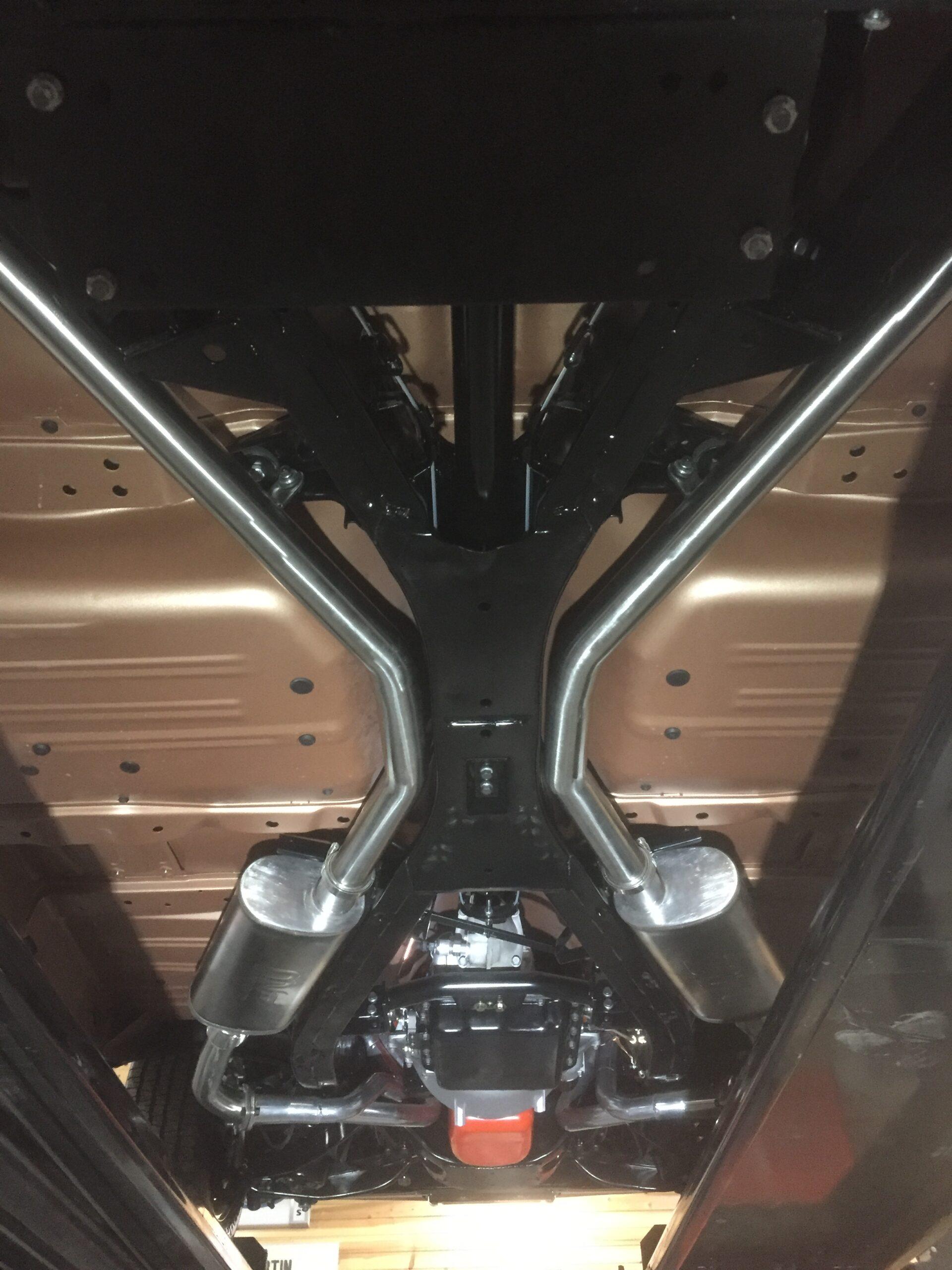 Opposing Cylinders