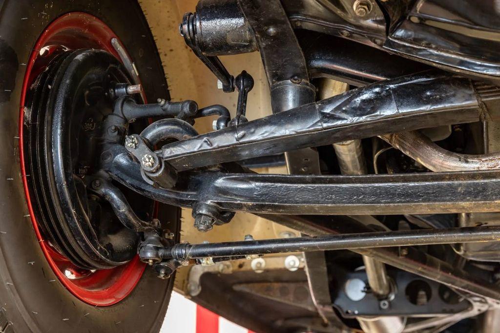 Opposing Cylinders