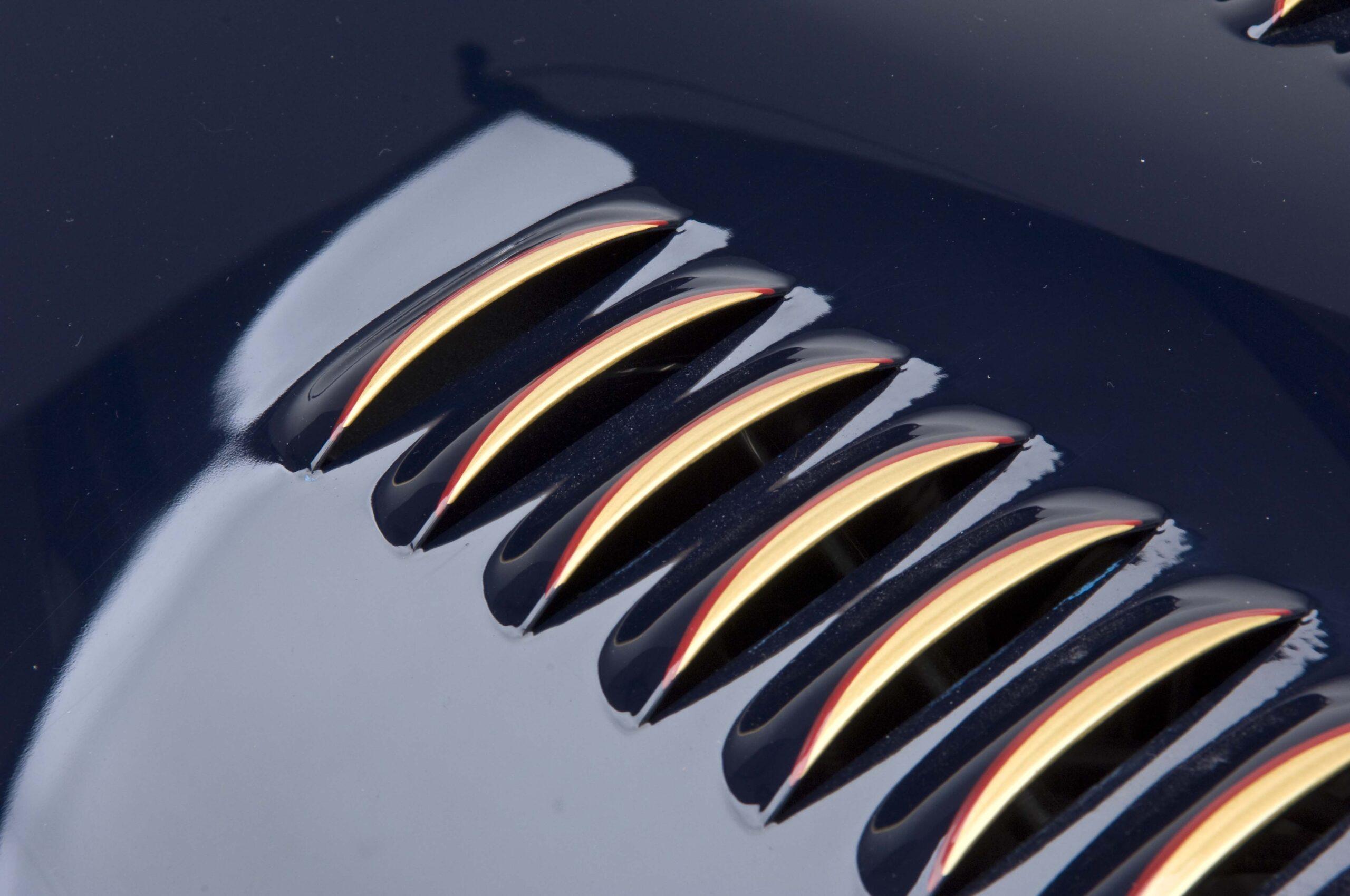 Opposing Cylinders
