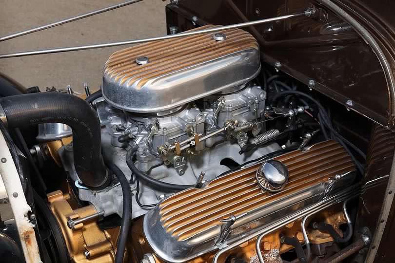 Opposing Cylinders