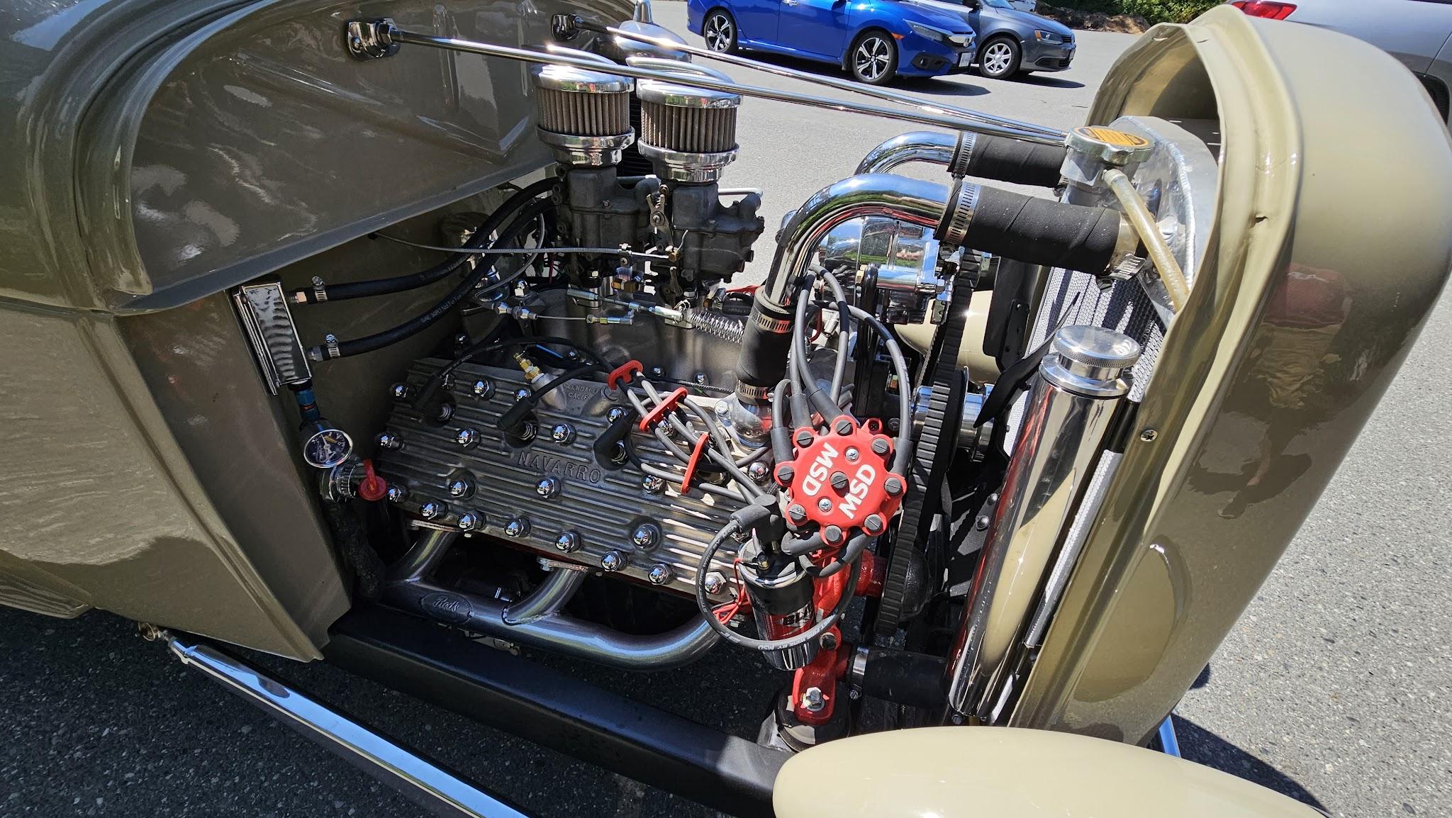 Opposing Cylinders