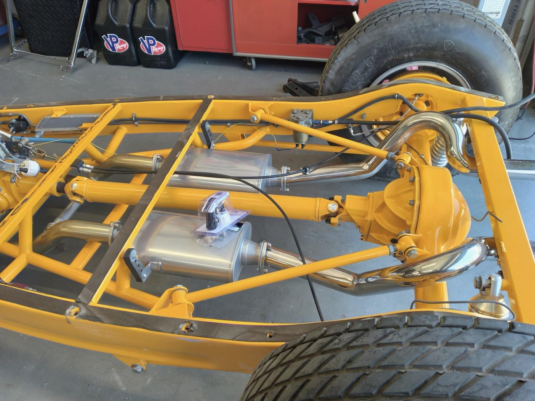 Opposing Cylinders