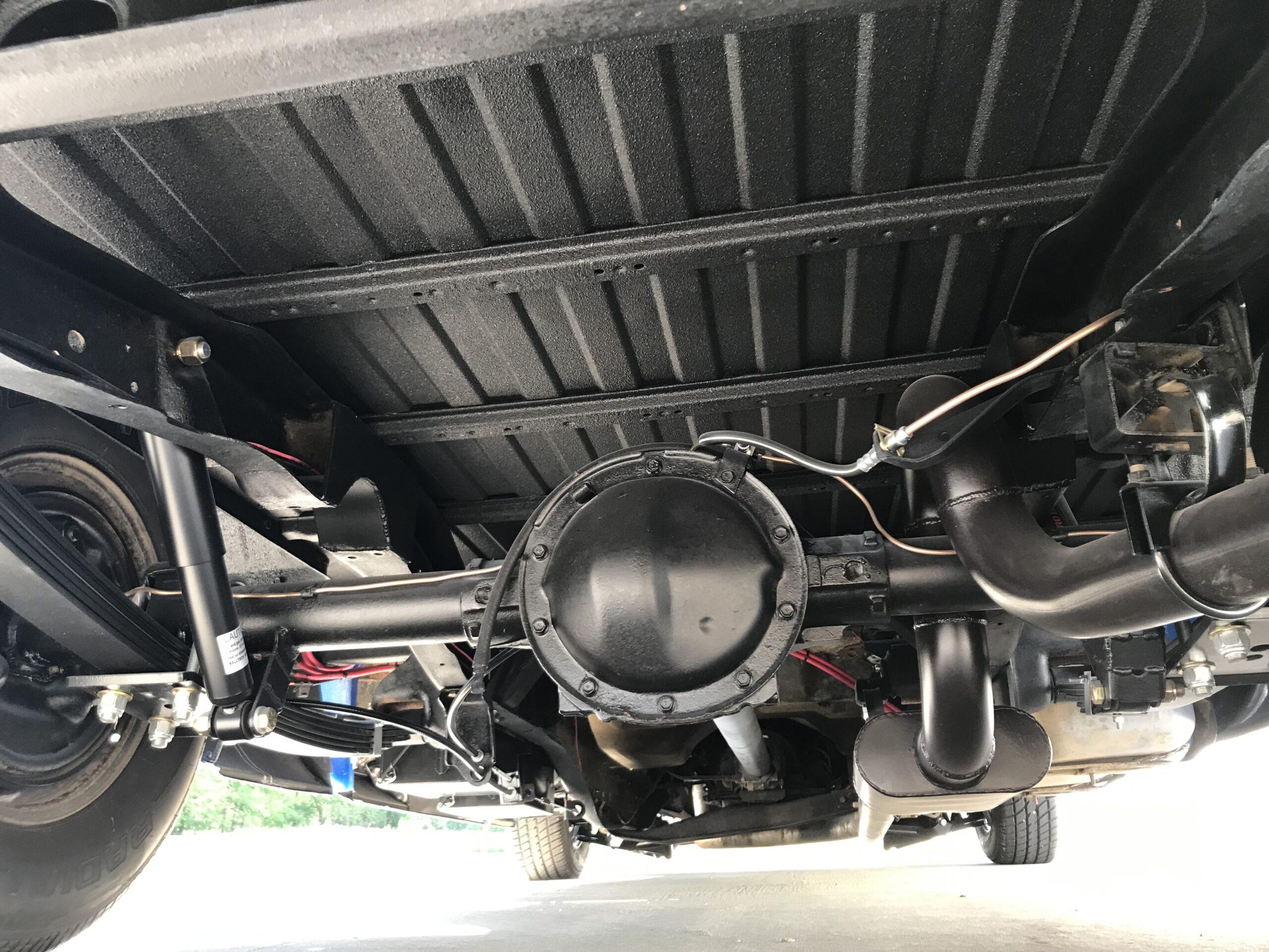 Opposing Cylinders