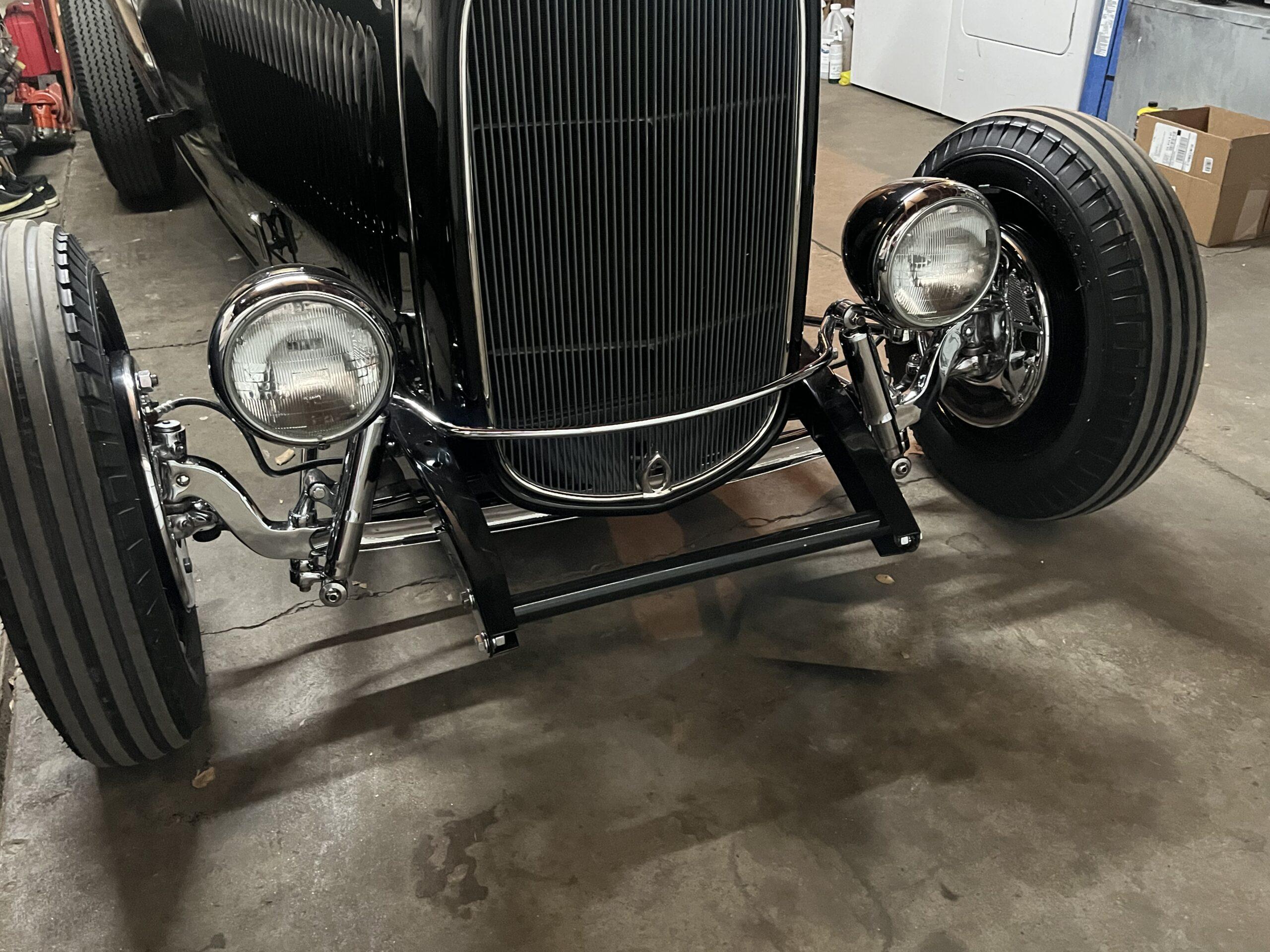 Opposing Cylinders