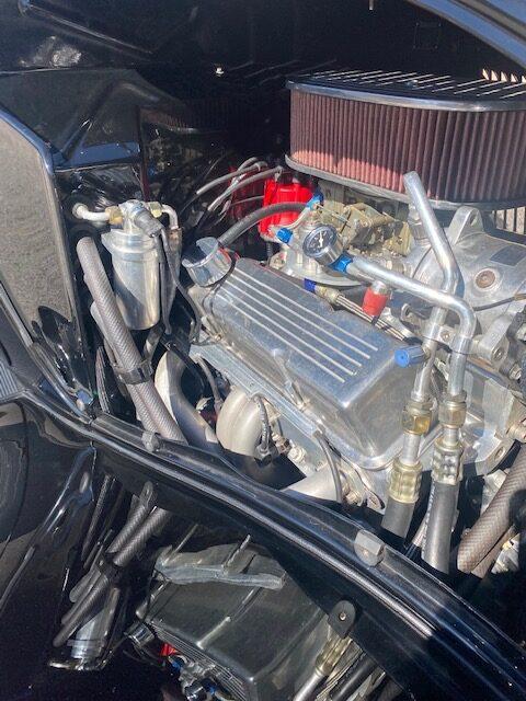 Opposing Cylinders