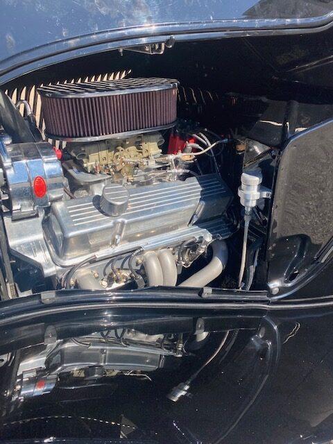 Opposing Cylinders