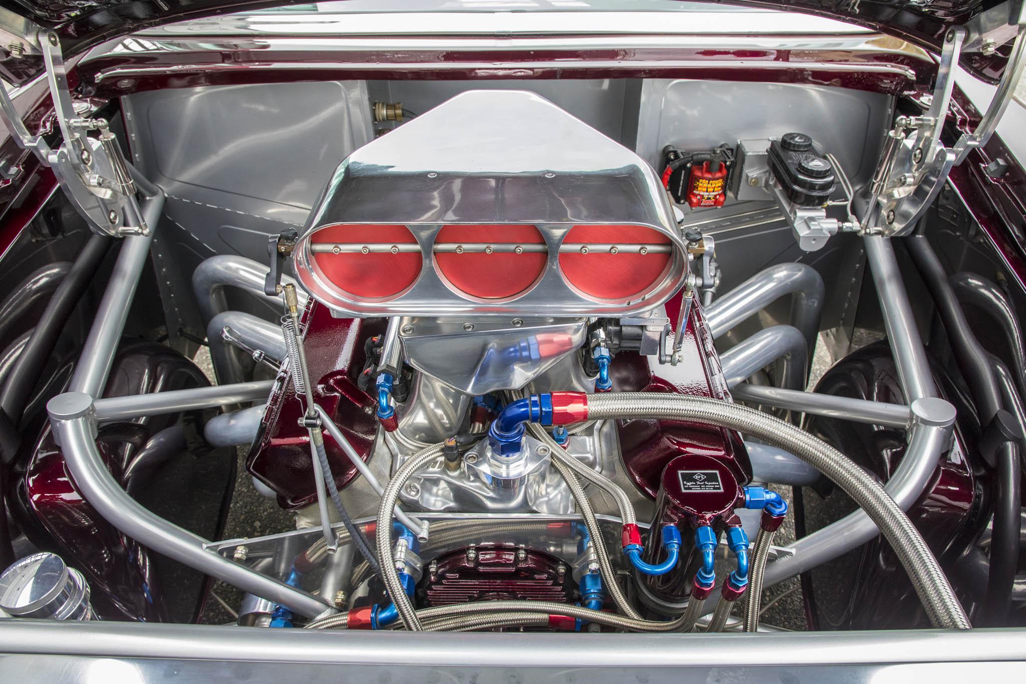 Opposing Cylinders