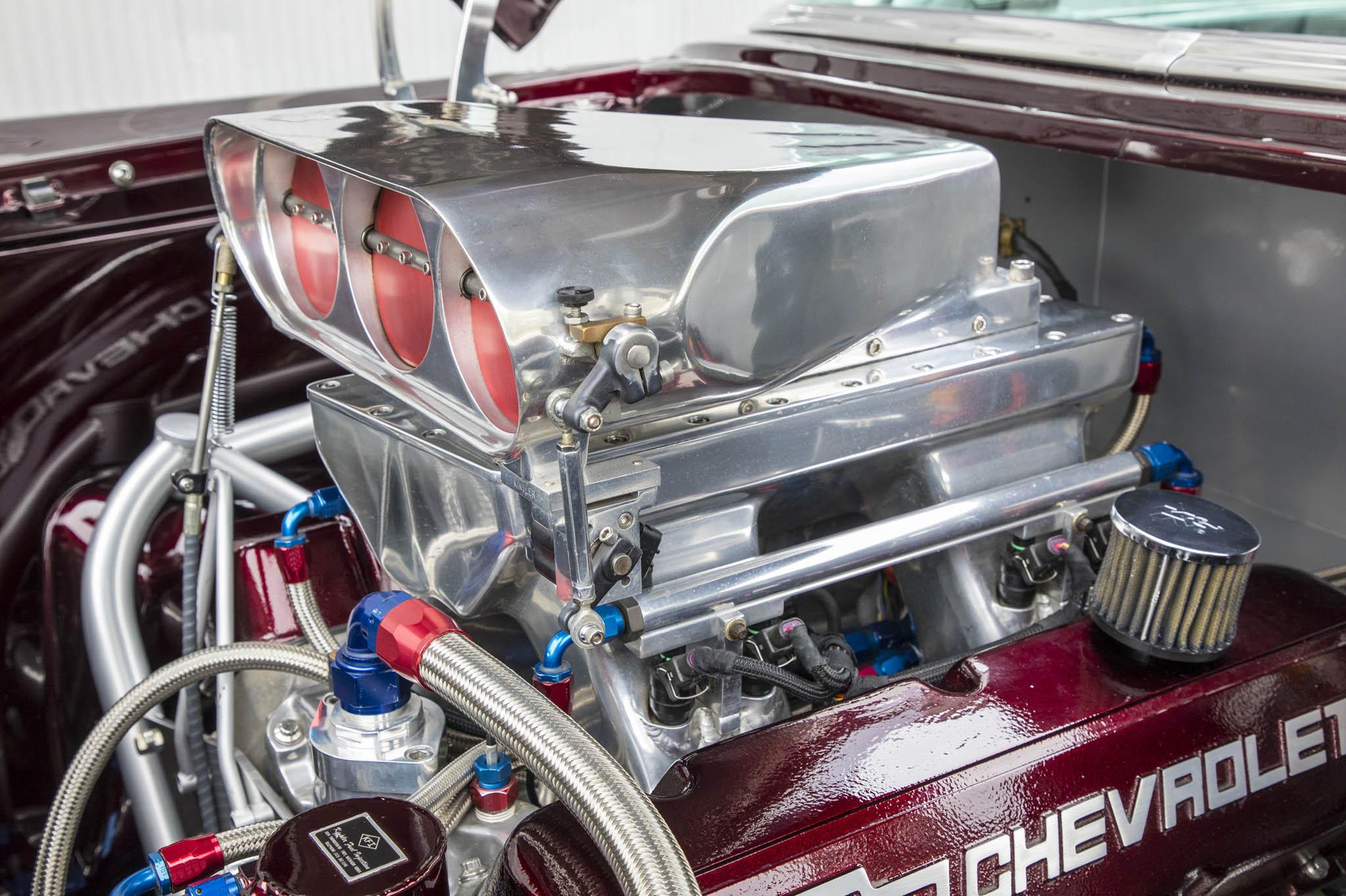 Opposing Cylinders