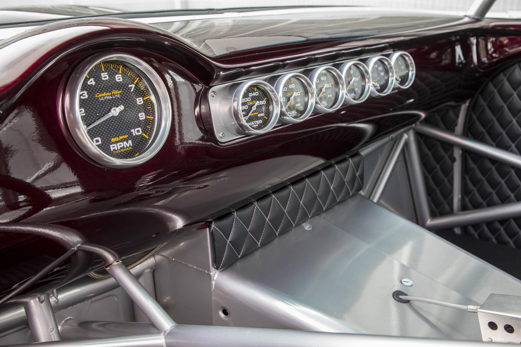 Opposing Cylinders