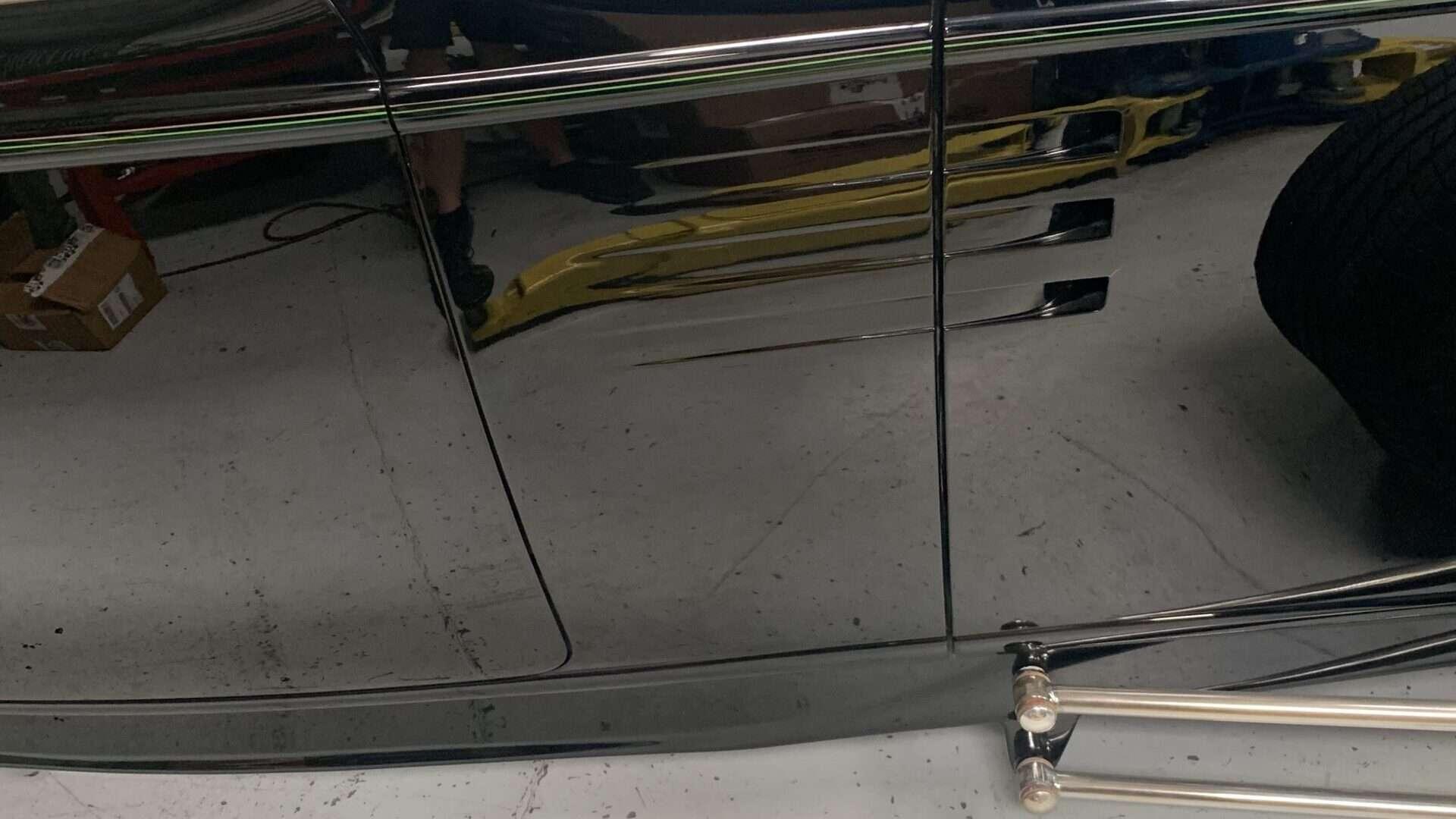Opposing Cylinders