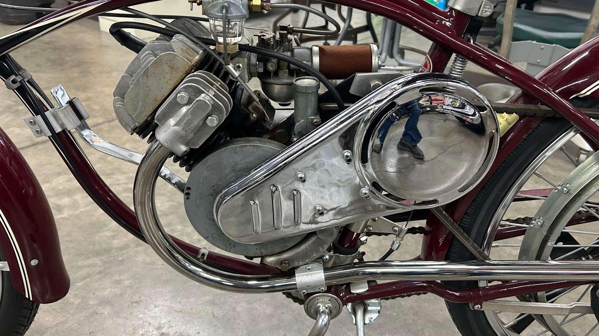 Opposing Cylinders