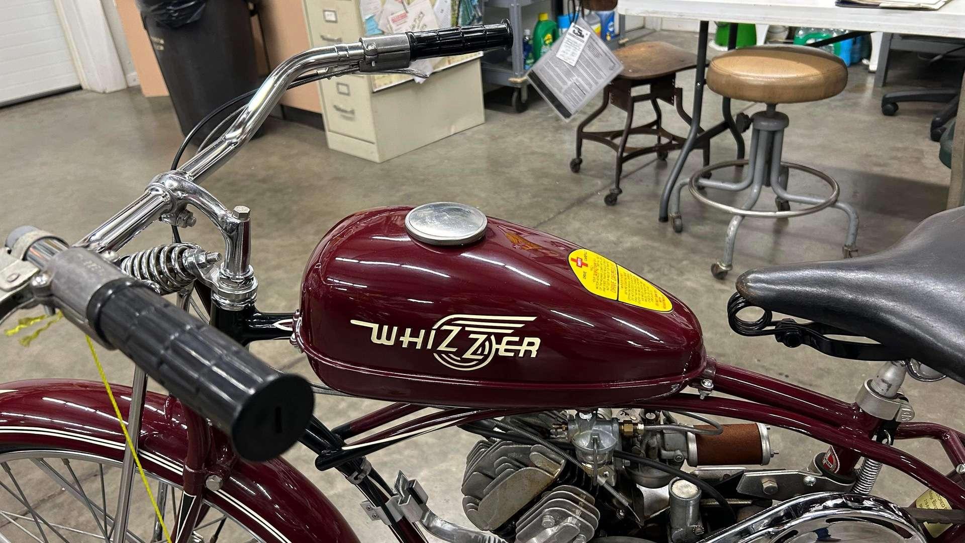 Opposing Cylinders