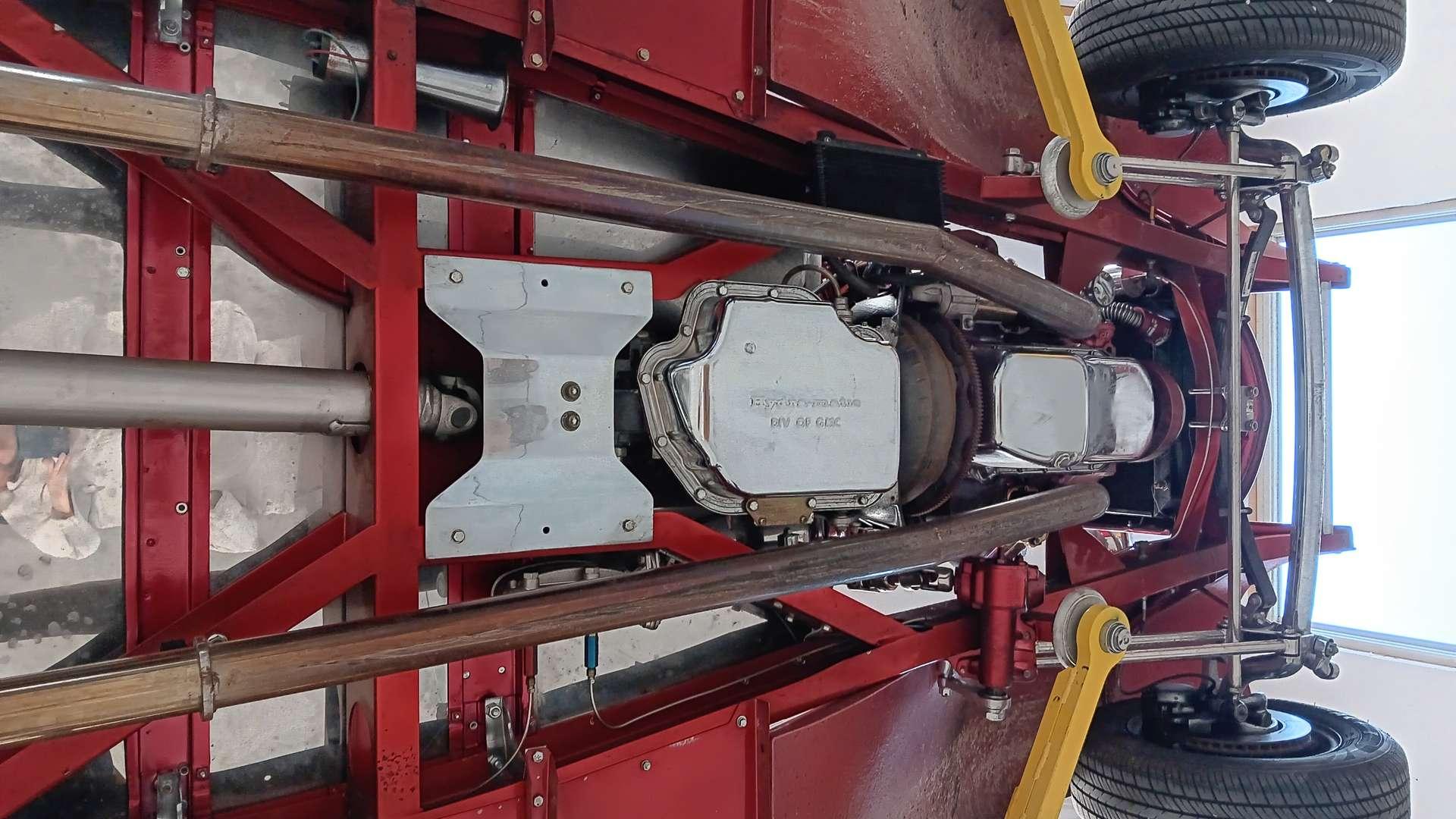 Opposing Cylinders