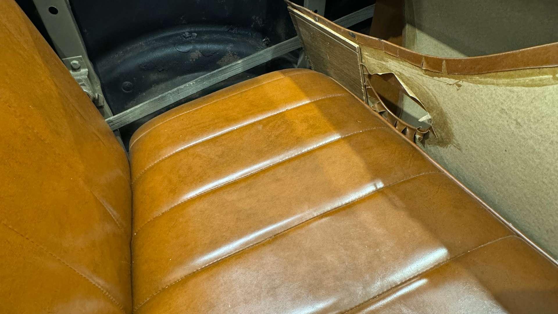 Opposing Cylinders