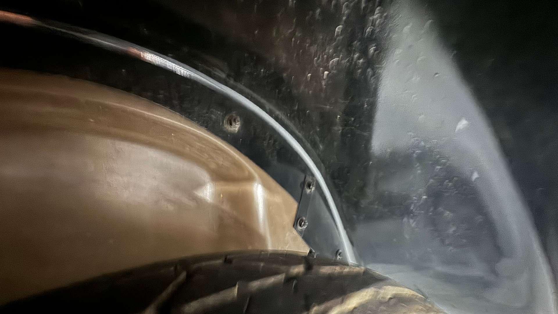 Opposing Cylinders