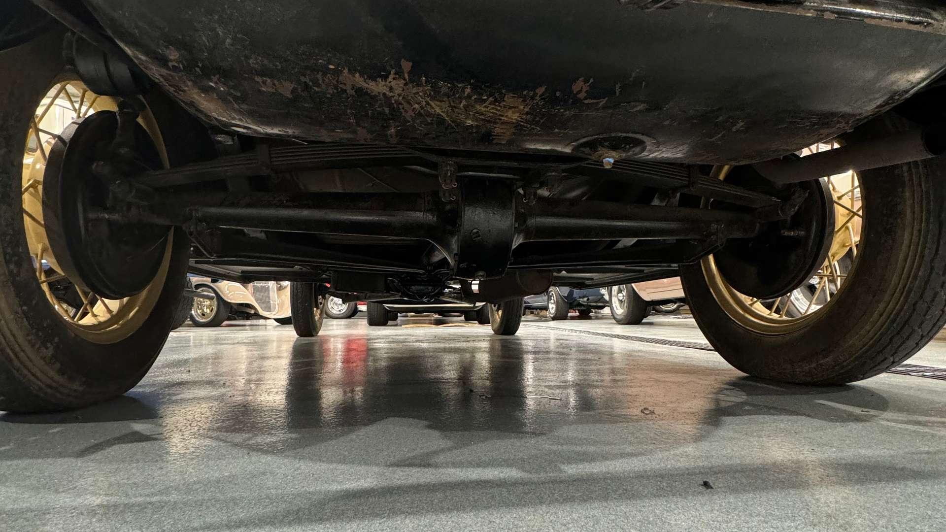 Opposing Cylinders